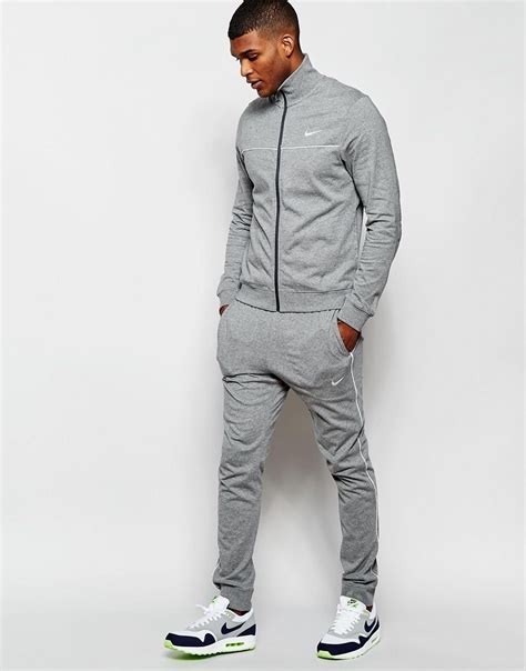 dressenset nike herren|Amazon.com: Mens Nike Outfit Set.